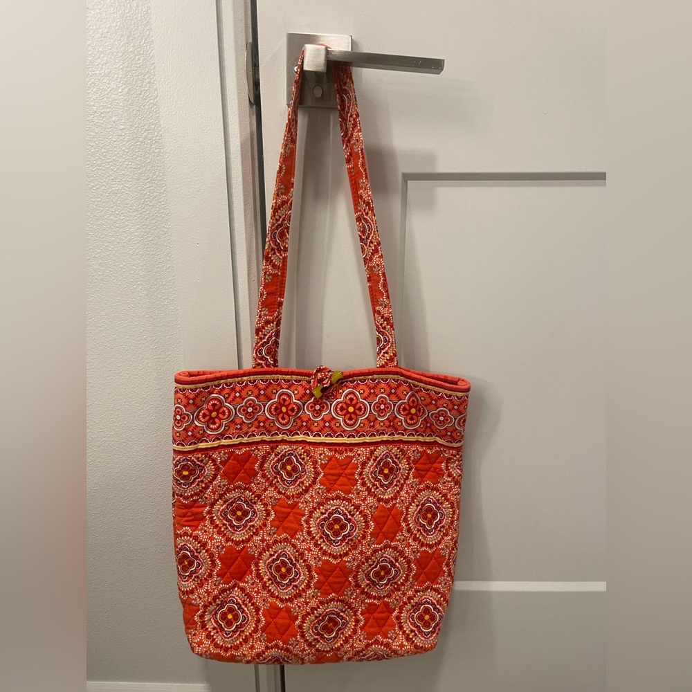Vera Bradley tote bag
